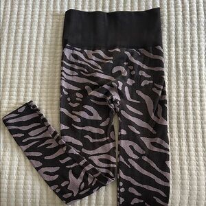 Women’s 0X/1X Zac And Rachel Black/Grey Stockings